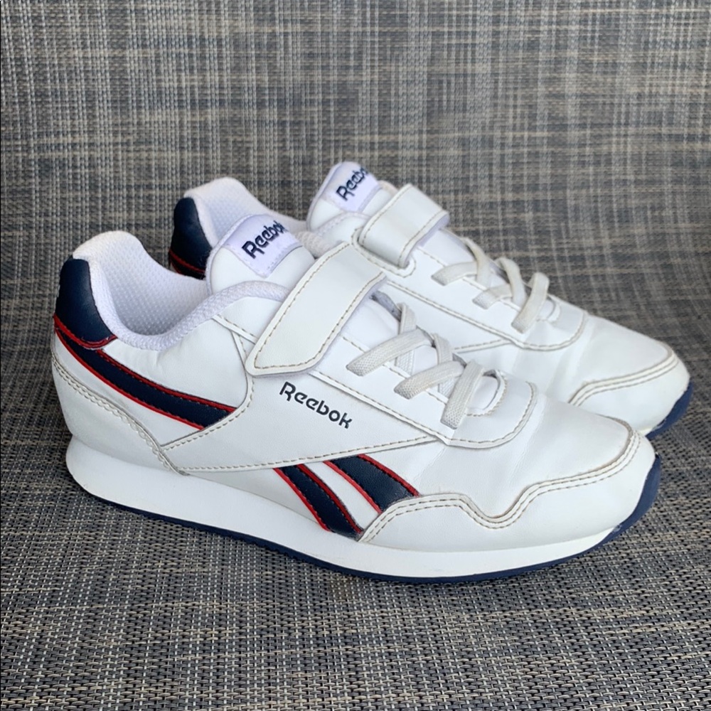 Reebok Royal Classic Jog 3 GS Sneakers Active Shoes Youth size 1